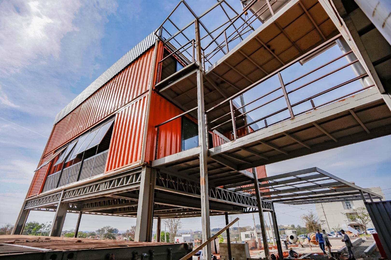 Obras do Container Park | Crédito: Guilherme Sircili/Divulgação