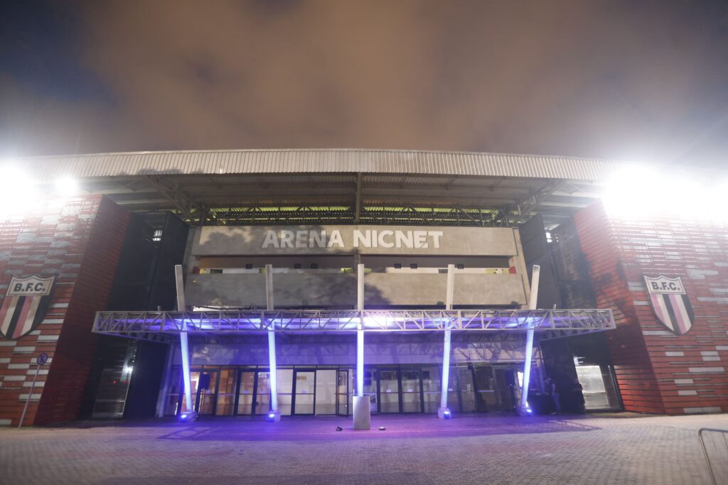 Anúncio Arena Nicnet | Credito: Rafael Cautella