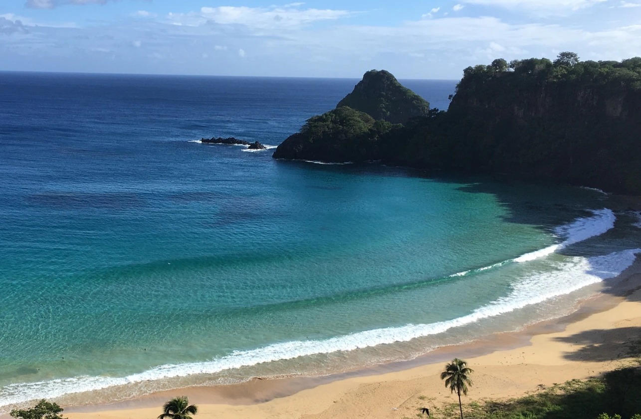 Praia do Sancho, em Fernando de Noronha | Crédito: Divulgação