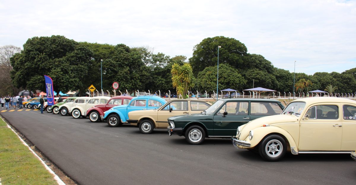 Encontro de fuscas e carros antigos | Crédito: Divulgação