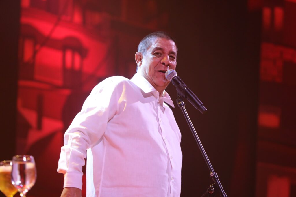 Zeca Pagodinho no Multiplan Hall, em 17-08 | Crédito: Rafael Cautella