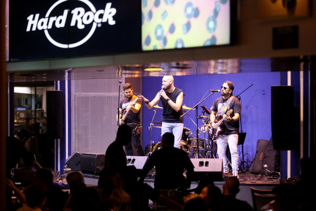 Banda AURAH no Hard Rock Cafe Ribeirão Preto | Crédito: Rafael Cautella