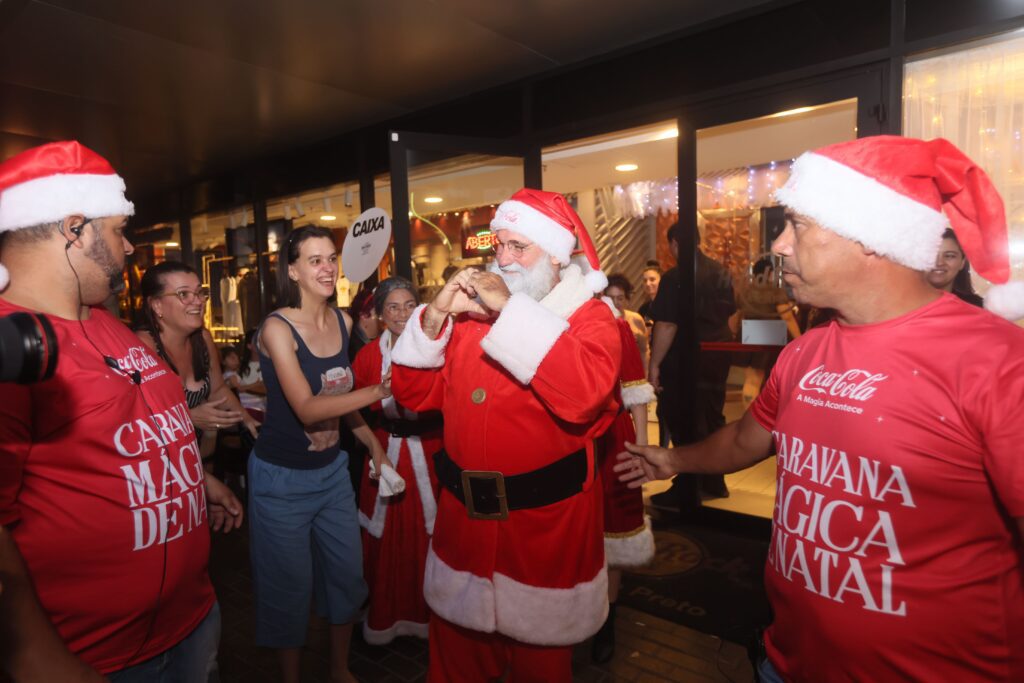 Caravana da Coca-Cola no aniversário de 4 anos do Hard Rock | Crédito: Rafael Cautella