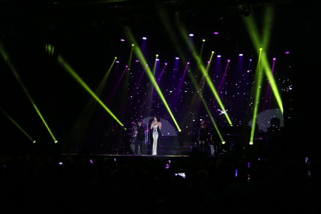 Belinda Davids homenageia Whitney Houston em Ribeirão Preto 07-12 | Crédito: Rafael Cautella