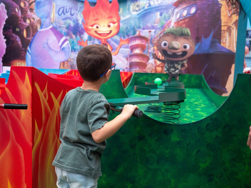 Elementos na Experiência Disney+ | Crédito: Divulgação