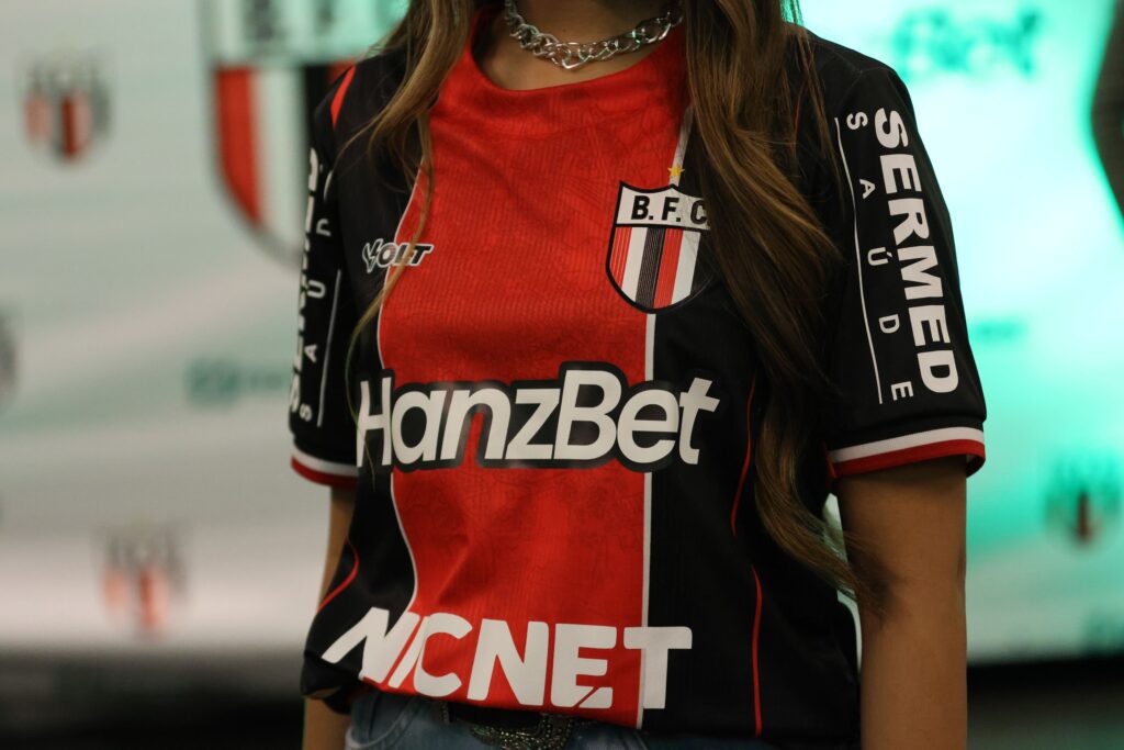 Apresentação dos novos patrocinador e uniforme | Crédito: Divulgação