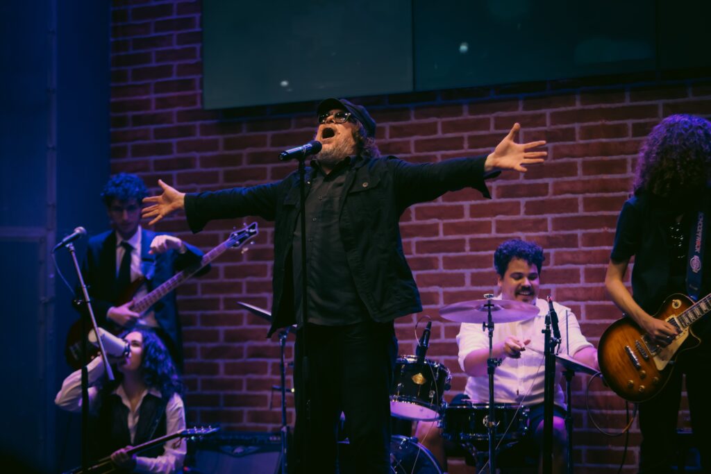 Beto Bruno, da Cachorro Grande, no Hard Rock Cafe | Crédito: Rafael Cautella