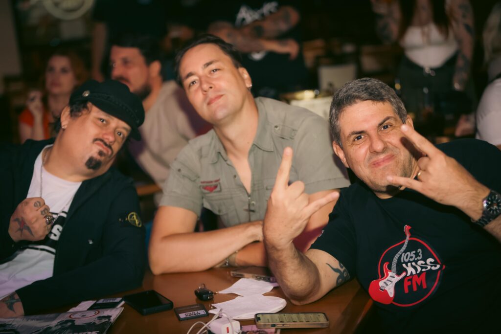 Beto Bruno, da Cachorro Grande, no Hard Rock Cafe | Crédito: Rafael Cautella