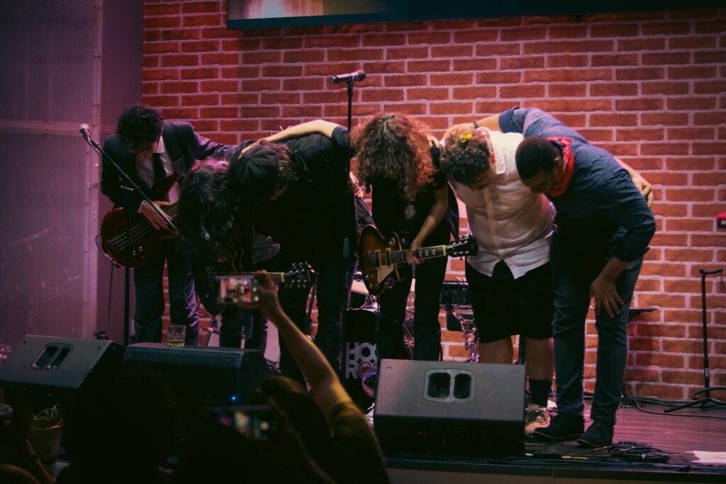Beto Bruno, da Cachorro Grande, no Hard Rock Cafe | Crédito: Rafael Cautella