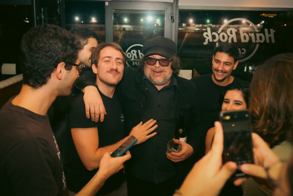 Beto Bruno, da Cachorro Grande, no Hard Rock Cafe | Crédito: Rafael Cautella