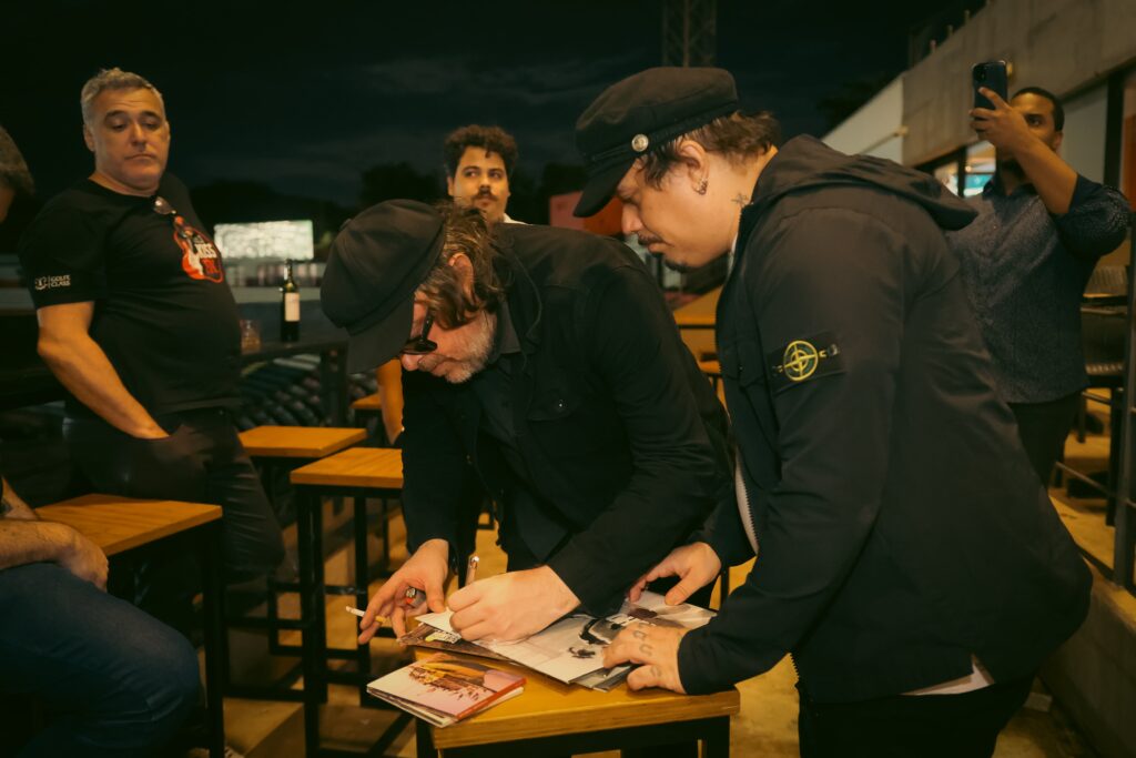 Beto Bruno, da Cachorro Grande, no Hard Rock Cafe | Crédito: Rafael Cautella