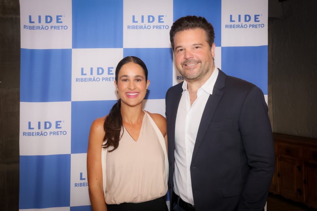 Fabio Fernandes e Alexandra Casoni | Crédito: Rafael Cautella