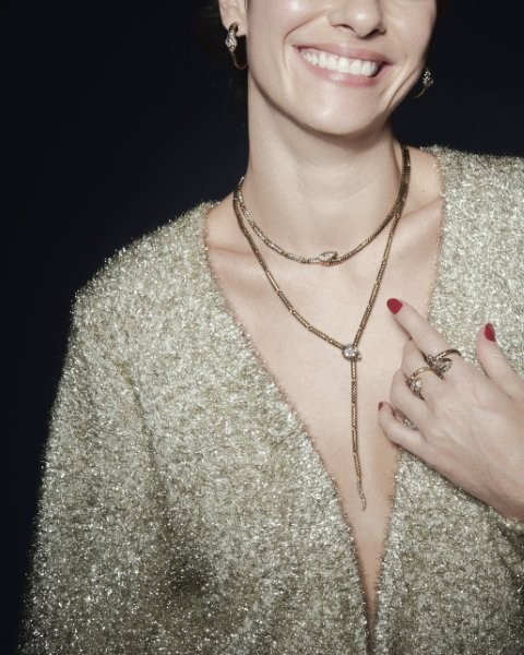 Colar ideal _ Decote V | Créditos: Hugo Toni 