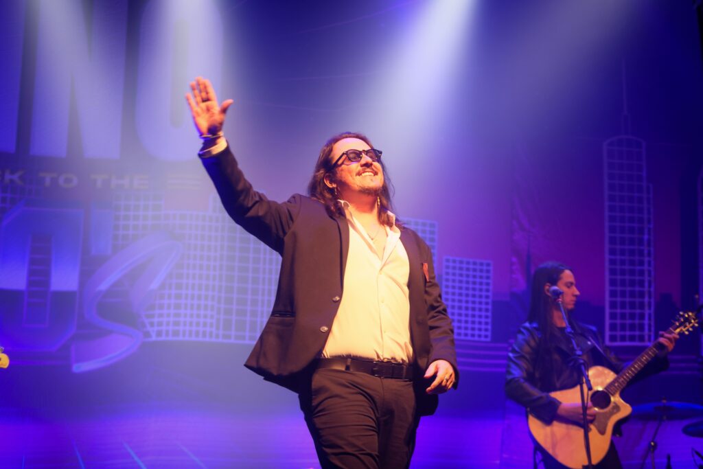 Show de Dino Fonseca no Multiplan Hall | Crédito: Rafael Cautella