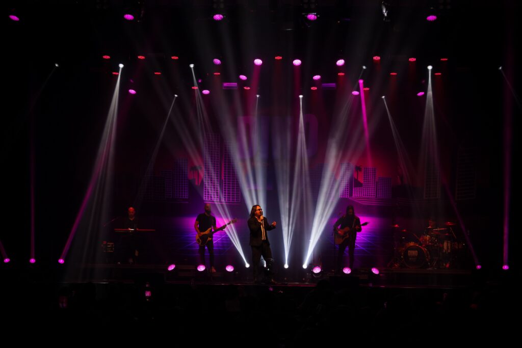 Show de Dino Fonseca no Multiplan Hall | Crédito: Rafael Cautella