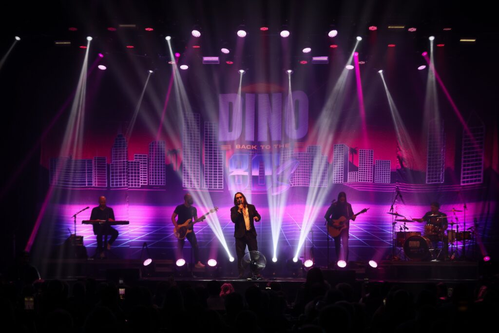 Show de Dino Fonseca no Multiplan Hall | Crédito: Rafael Cautella