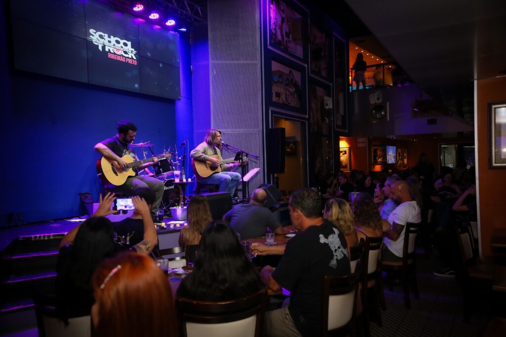 Fãs do Nirvana no Hard Rock Cafe Ribeirão Preto | Crédito: Rafael Cautella