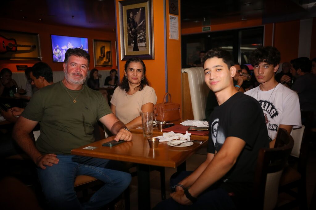 Fãs do Nirvana no Hard Rock Cafe Ribeirão Preto | Crédito: Rafael Cautella