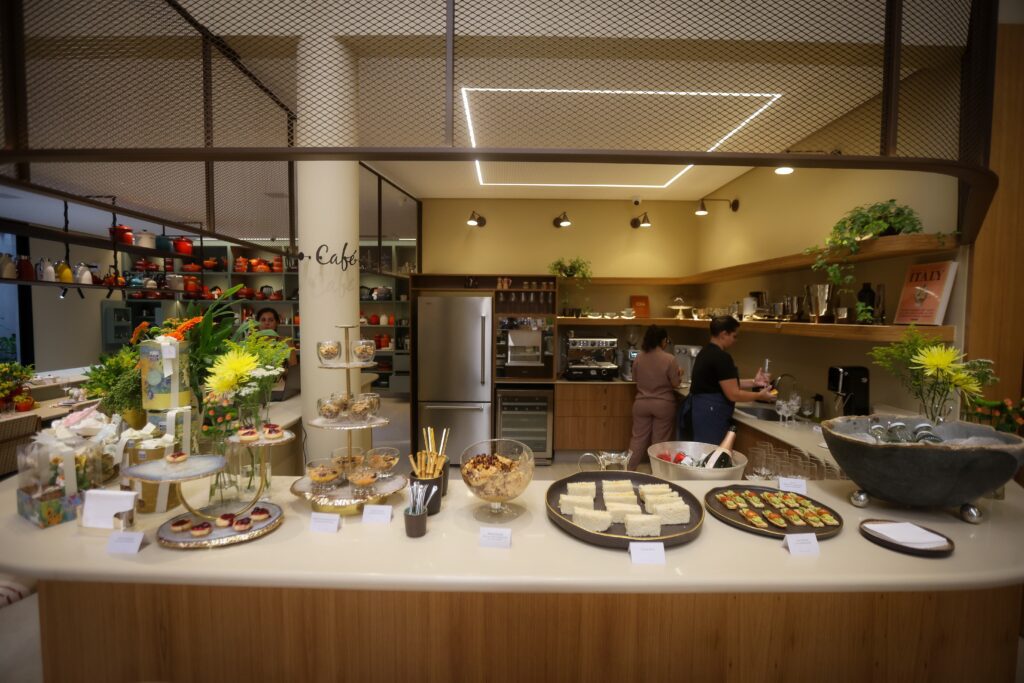 The Piercing Day na Casa Affonso joalheria | Crédito: Rafael Cautella