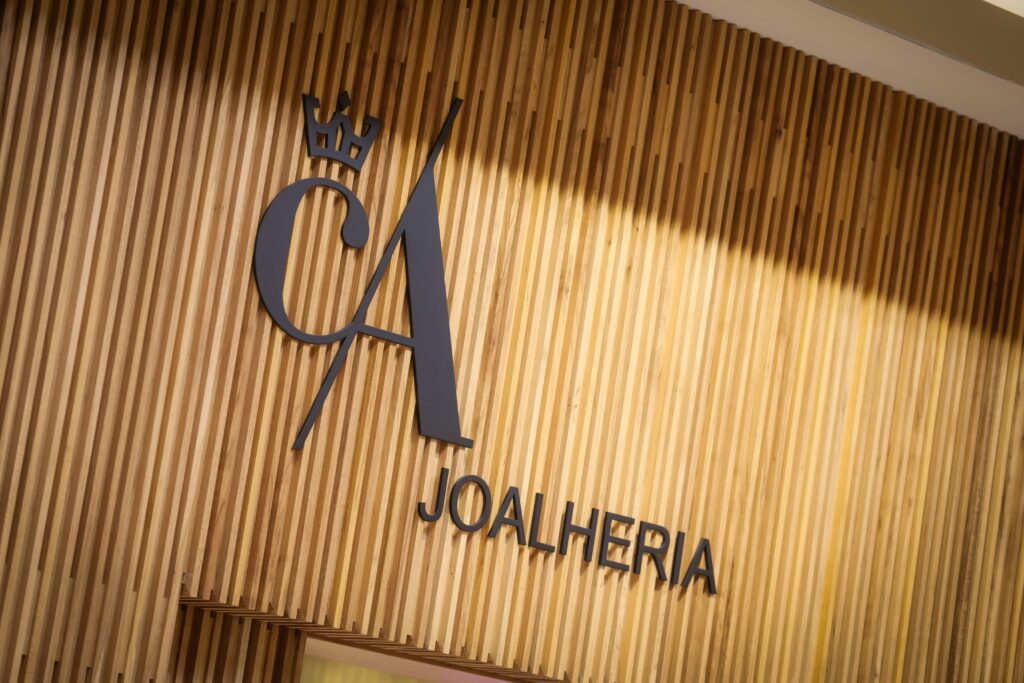 The Piercing Day na Casa Affonso joalheria | Crédito: Rafael Cautella