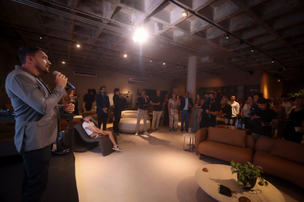 Inauguração da Deluxe Design | Crédito: Rafael Cautella