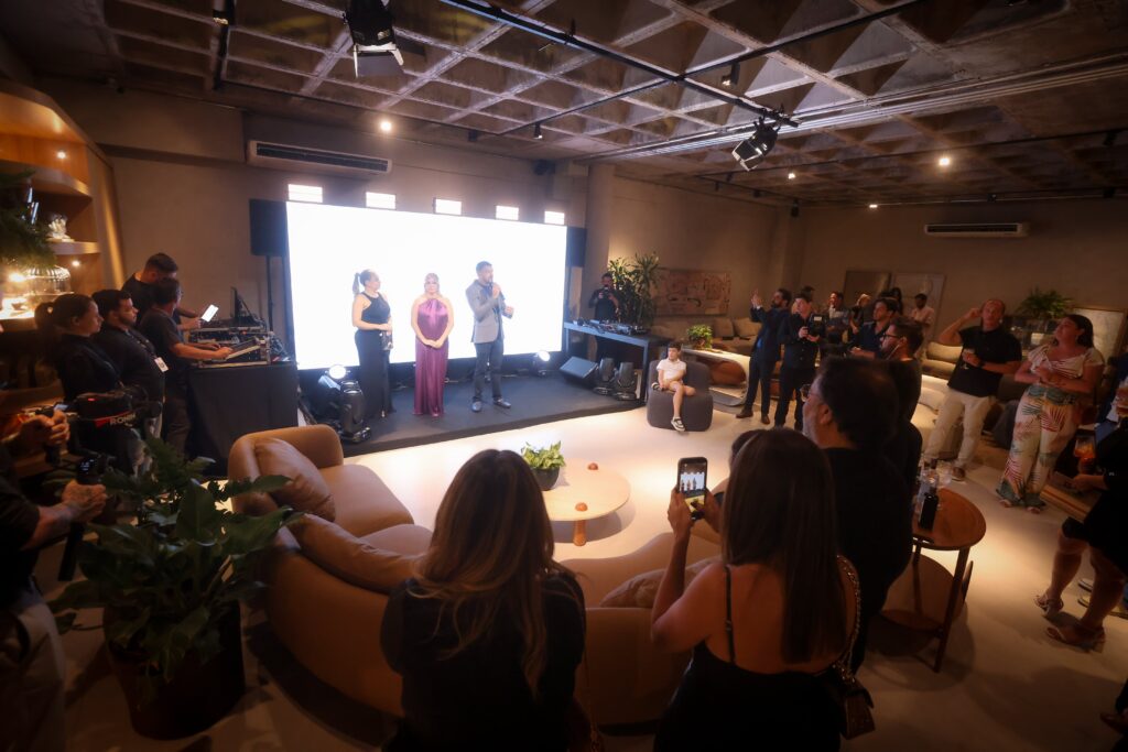 Inauguração da Deluxe Design | Crédito: Rafael Cautella