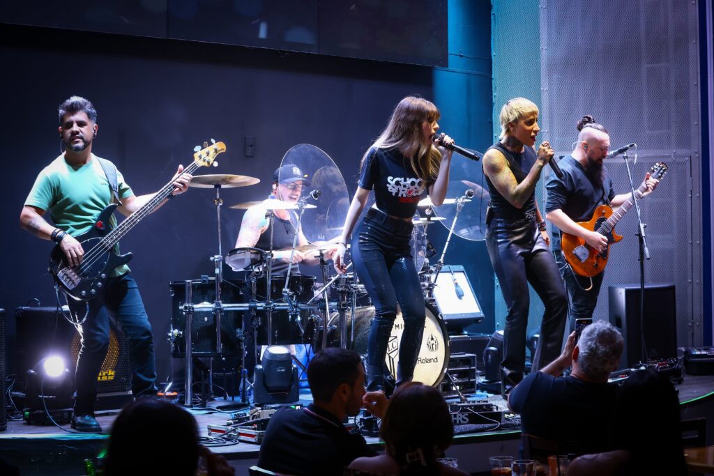 Luana Camarah no Hard Rock Cafe em 05 de abril | Crédito: Rafael Cautella