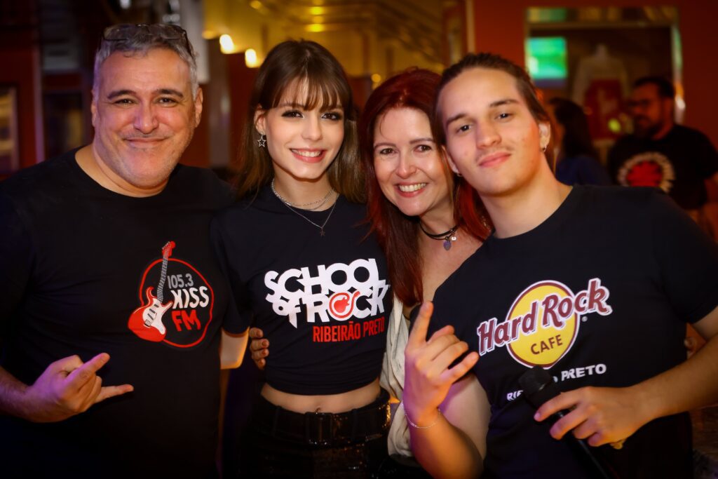 Luana Camarah no Hard Rock Cafe em 05 de abril | Crédito: Rafael Cautella