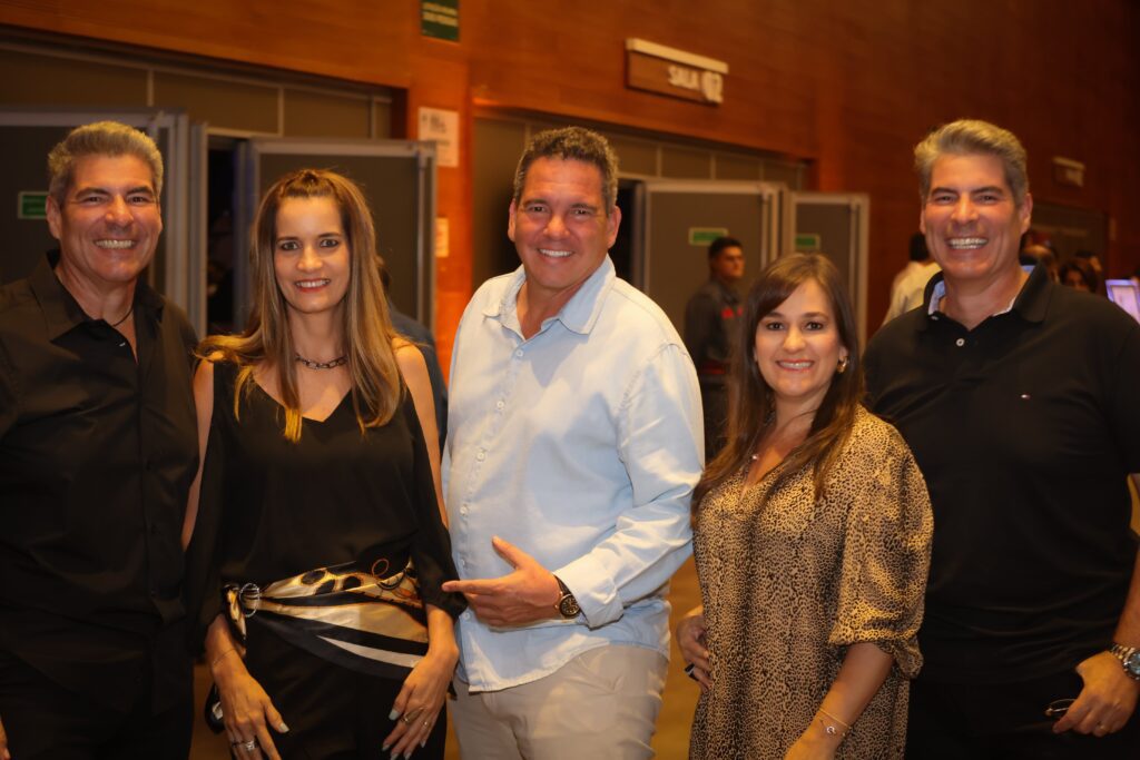 Show de Maurício Manieri no Multiplan Hall em 12-04 | Crédito: Rafael Cautella