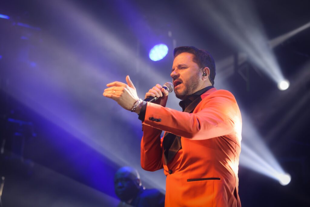 Show de Maurício Manieri no Multiplan Hall em 12-04 | Crédito: Rafael Cautella