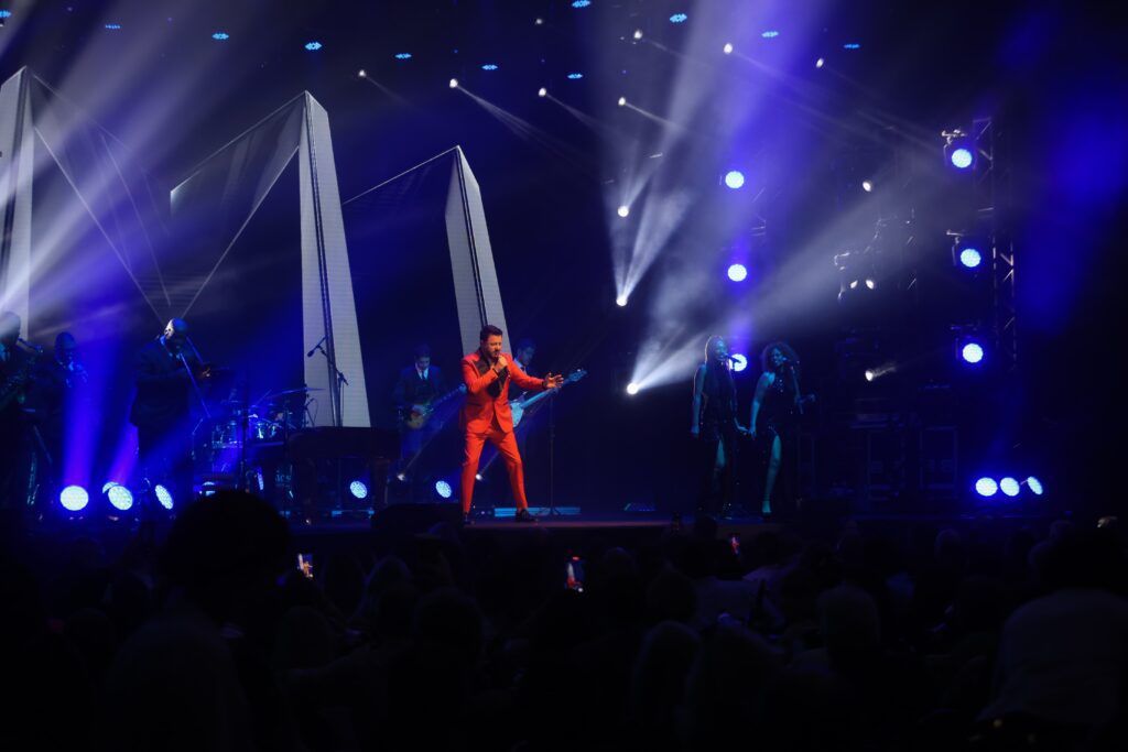 Show de Maurício Manieri no Multiplan Hall em 12-04 | Crédito: Rafael Cautella