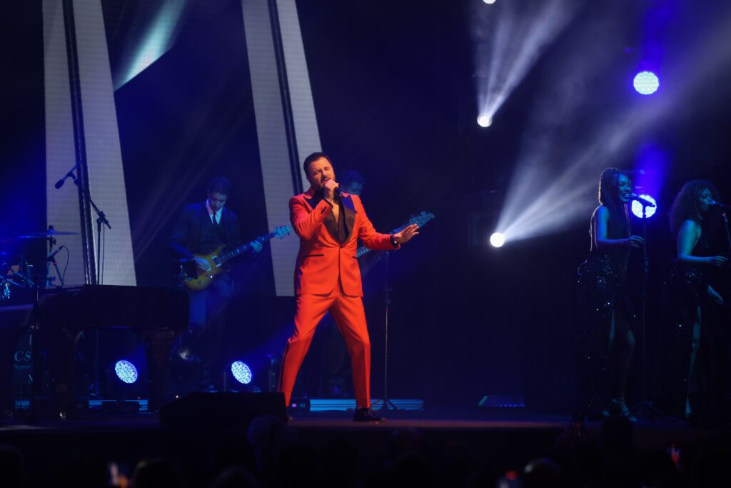 Show de Maurício Manieri no Multiplan Hall em 12-04 | Crédito: Rafael Cautella