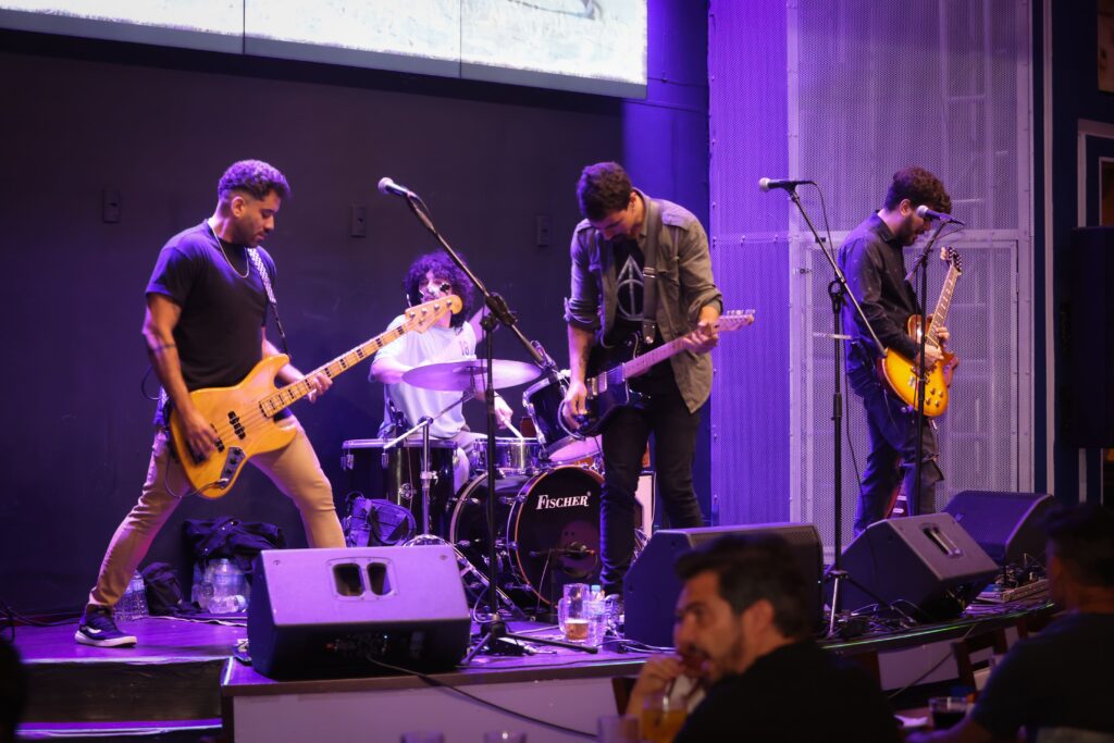 Pearl Jam Cover Ribeirão no Hard Rock Cafe em 12 de abril | Crédito: Rafael Cautella