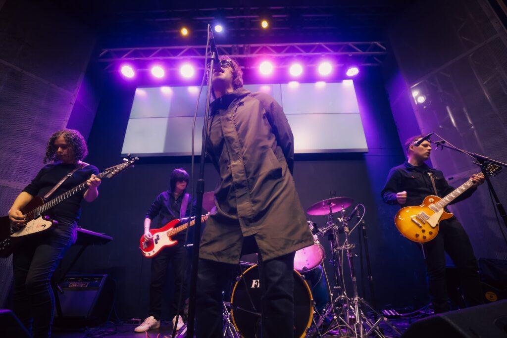 Manchester Oasis Cover | Crédito: Rafael Cautella