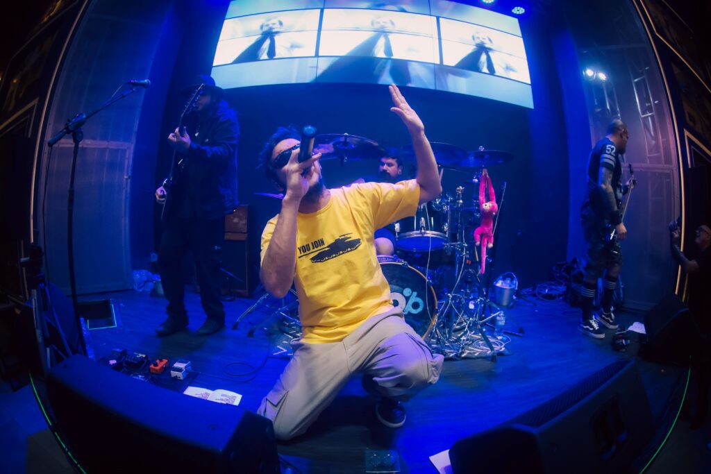 Tributo ao System Of A Down em 03/05 | Crédito: Rafael Cautella