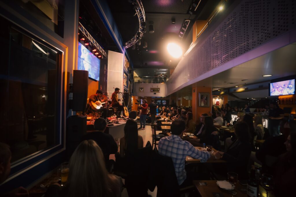 Pearl Jam Cover Ribeirão fez a trilha sonora no Dia dos Namorados do Hard Rock | Crédito: Rafael Cautella