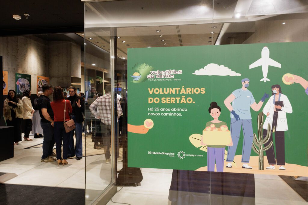 Exposição Voluntários do Sertão no Ribeirão Shopping | Crédito: Renato Lopes