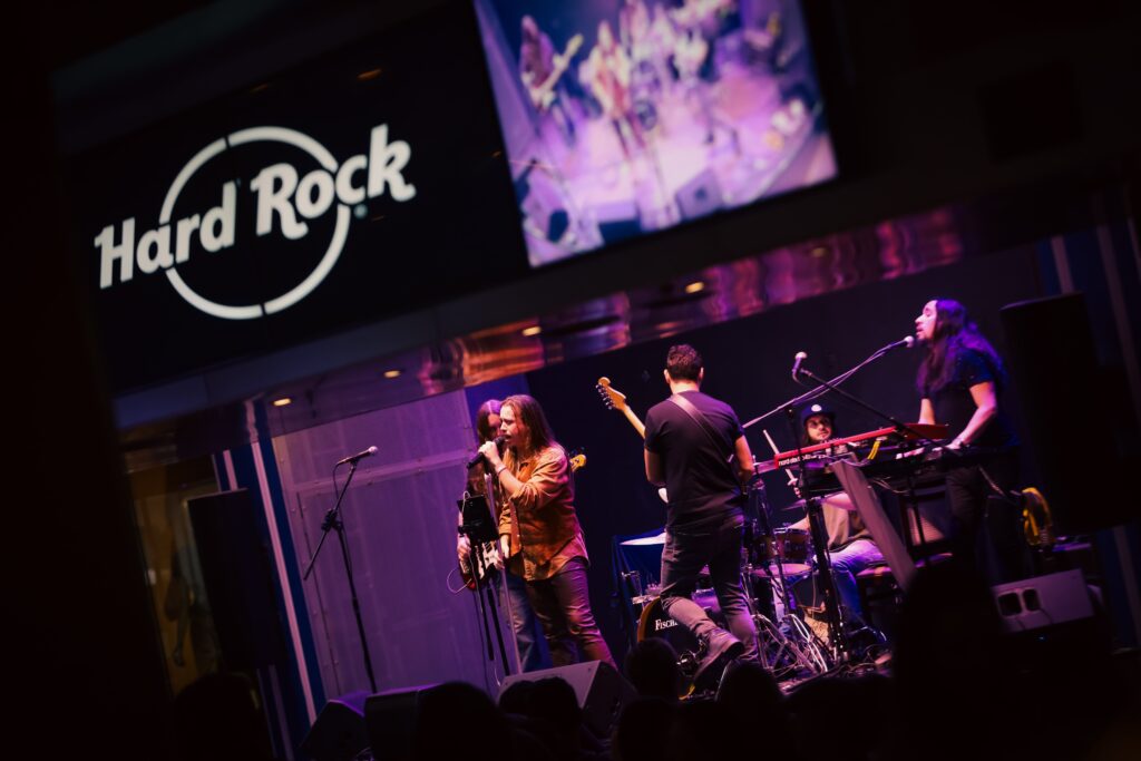 Edu Trinnes & Thiago Rinnaldi no Hard Rock | Crédito: Rafael Cautella