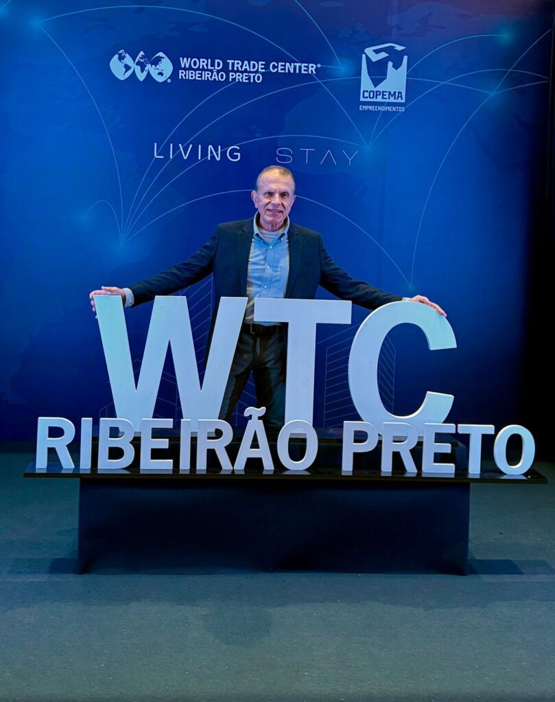 Fernando Rivaben assina o World Trade Center Ribeirão Preto | Crédito: Grupo Zumm
