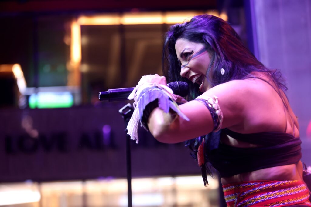 Banda Caaru toca rock xamânico no Hard Rock Cafe | Crédito: Rafael Cautella