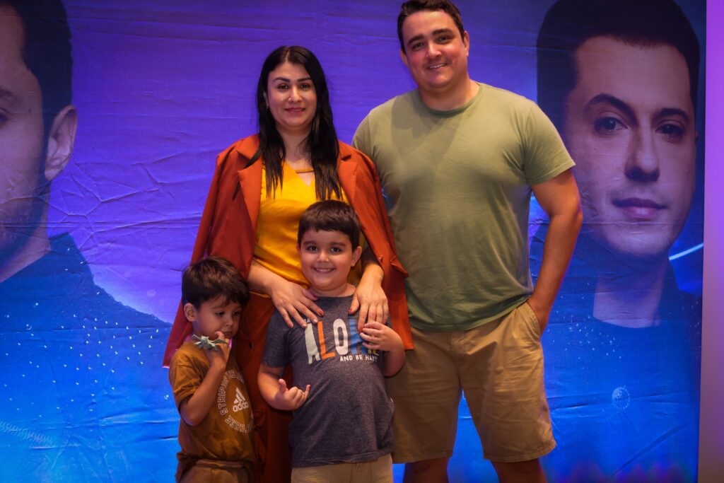 Show de ilusionismo de Henry e Klauss no Multiplan Hall | Crédito: Rafael Cautella