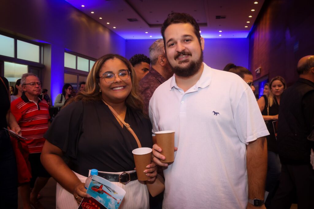 Show de ilusionismo de Henry e Klauss no Multiplan Hall | Crédito: Rafael Cautella