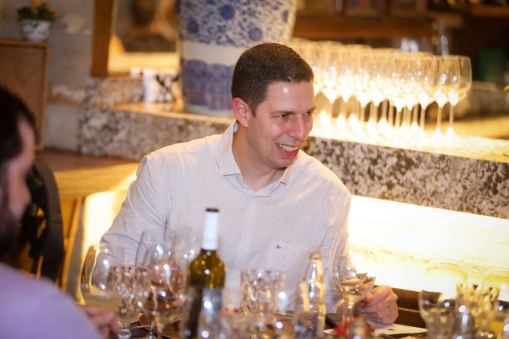 Experiência com vinhos portugueses no Portullio | Crédito: Rafael Cautella