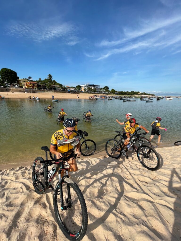 Cicloturismo em Alter do Chão | Crédito: Muriki/Divulgação