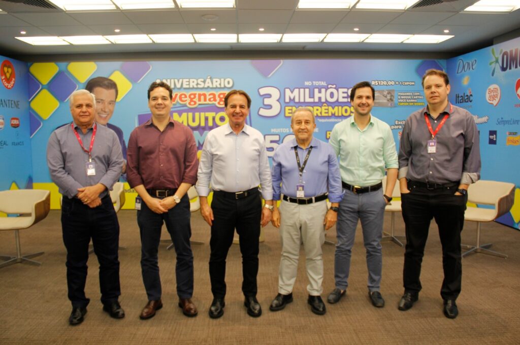 Diretoria do Grupo Savegnago anunciou a nova campanha de aniversário do Savegnago Supermercados | Crédito: Divulgação