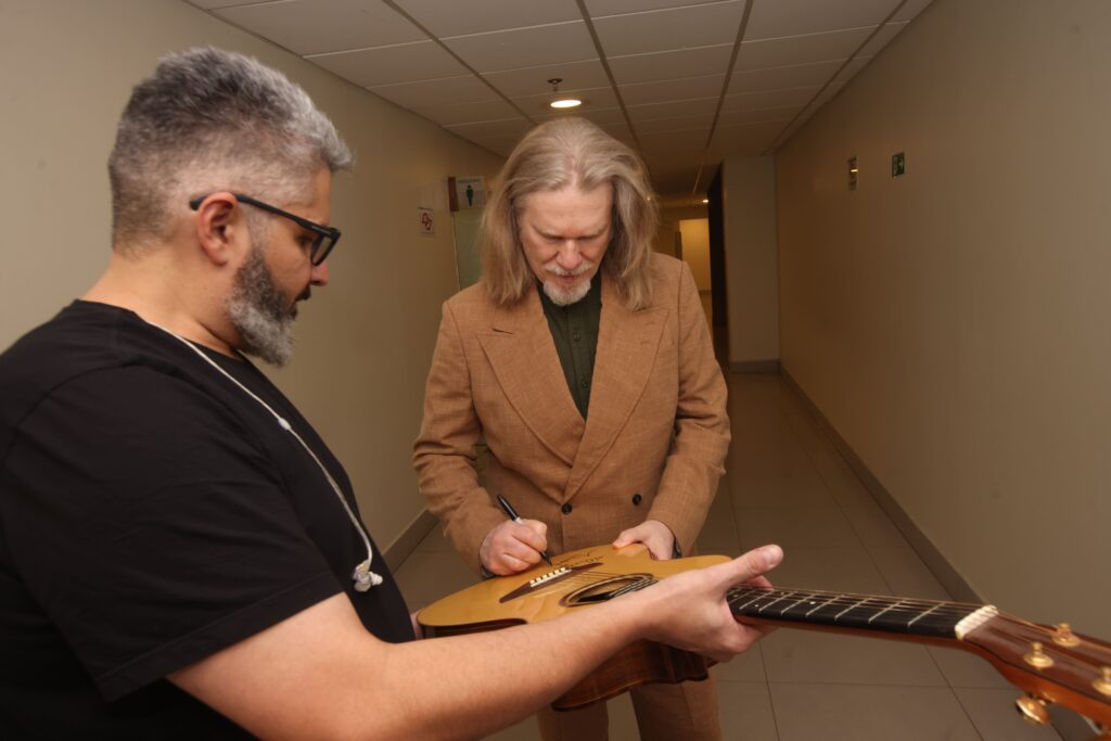 Humberto Gessinger no Multiplan Hall em 19-07-25 | Crédito: Rafael Cautella