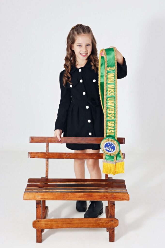 Maria Alice Paciência busca apoio para participar do Miss Universo Mirim | Crédito: Divulgação