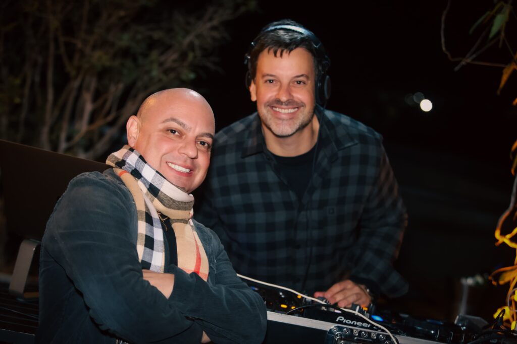 Noite com DJs convidados no Zucker | Crédito: Rafael Cautella
