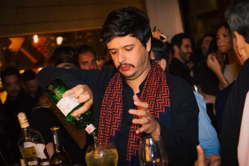 Noite com DJs convidados no Zucker | Crédito: Rafael Cautella