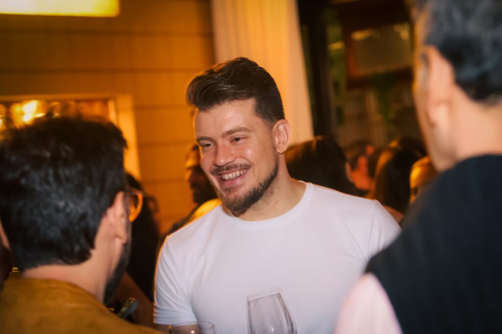 Noite com DJs convidados no Zucker | Crédito: Rafael Cautella